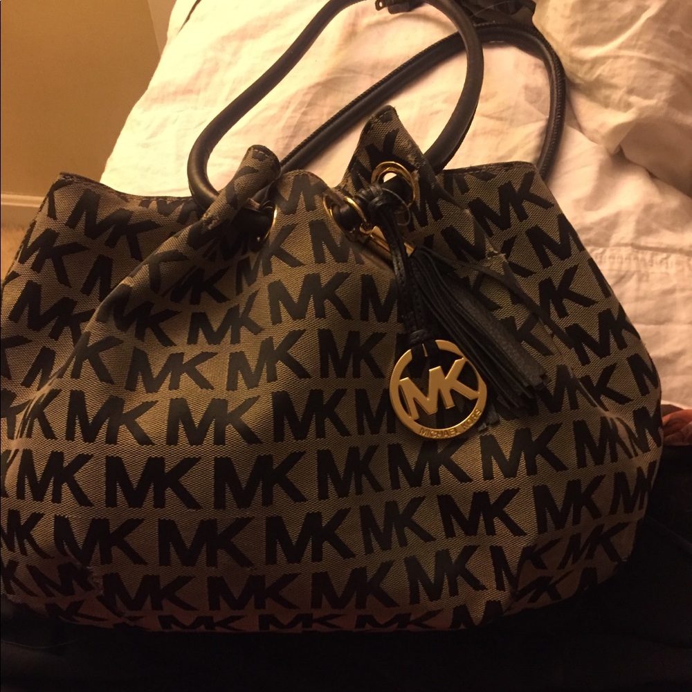 Micheal Kors Bag